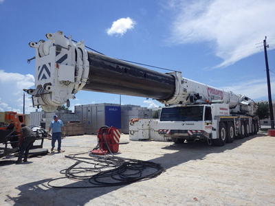 Export Logistics & Shipping, Inc. inspects Tadano ATG220 crane